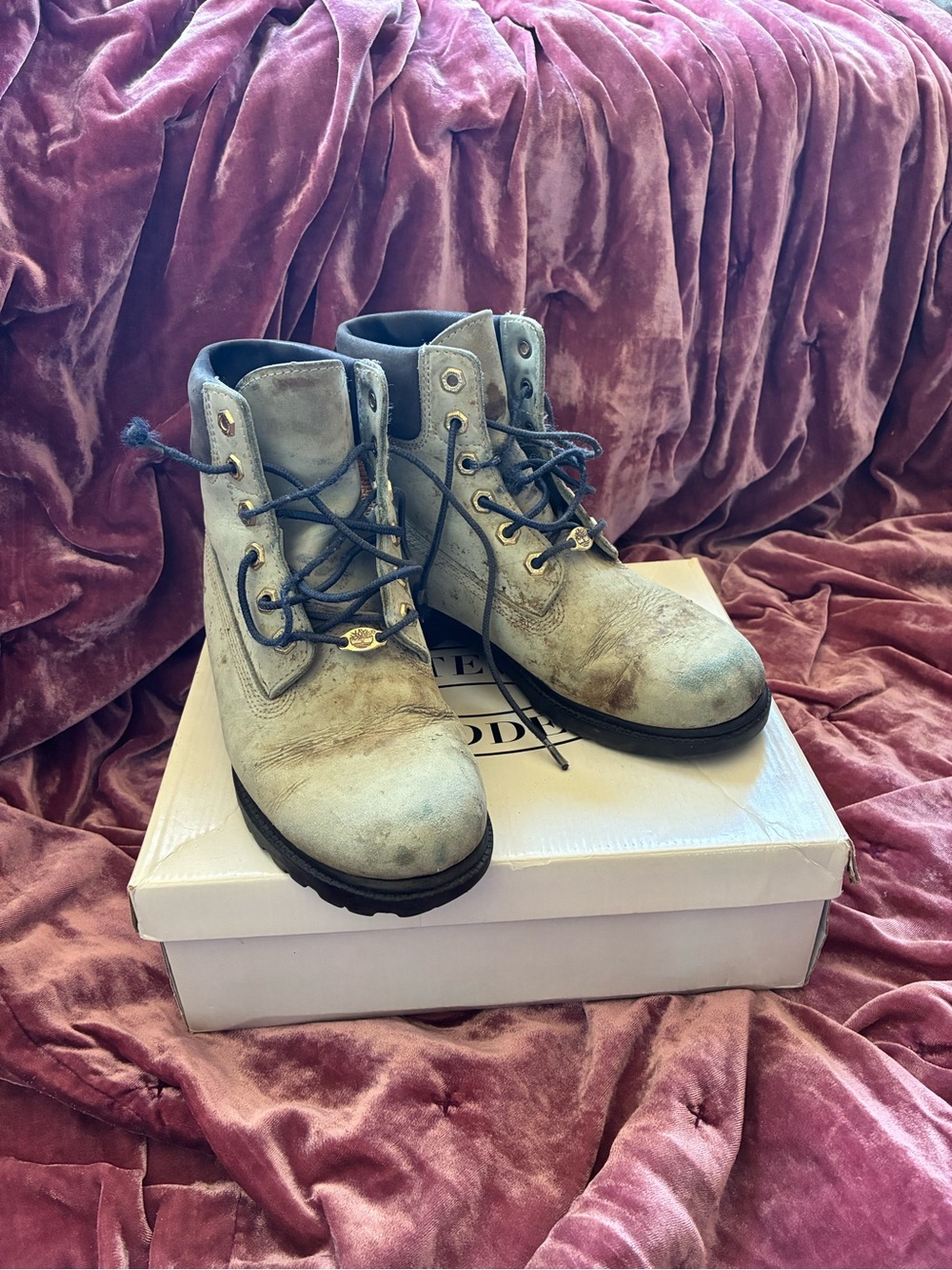 Mint Timberlands - Well loved